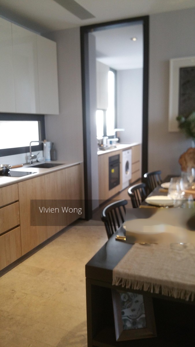 OUE Twin Peaks (D9), Condominium #135584072